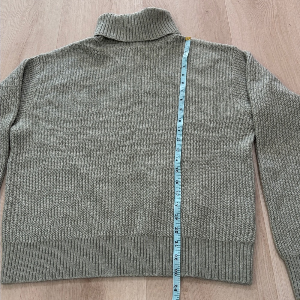 H&M Women's Cowl Neck Sweater in sage color Green - Picture 8 of 11
